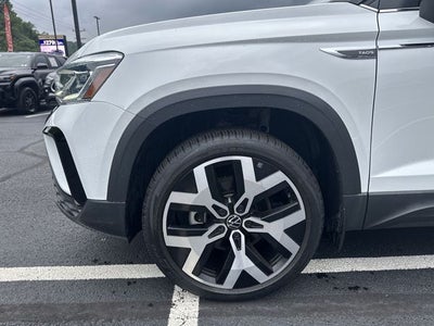 2023 Volkswagen Taos 1.5T SEL