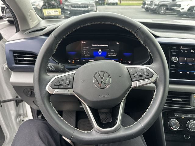2023 Volkswagen Taos 1.5T SE