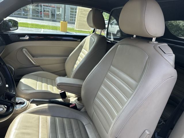 2013 Volkswagen Beetle 2.0 TSi