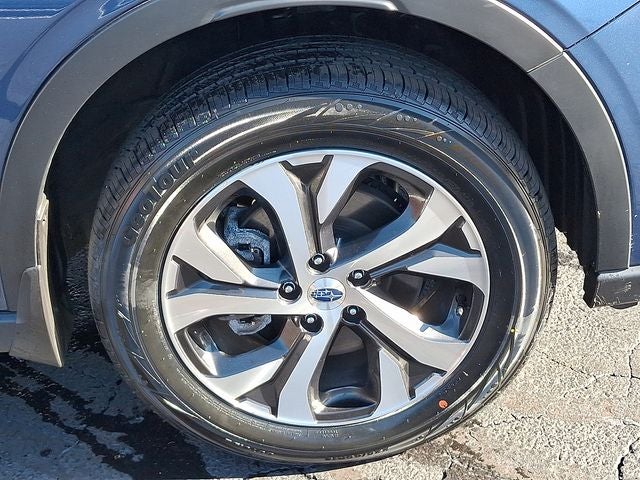 2022 Subaru Outback Touring XT