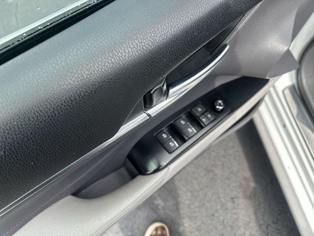 2018 Toyota Camry Hybrid XLE