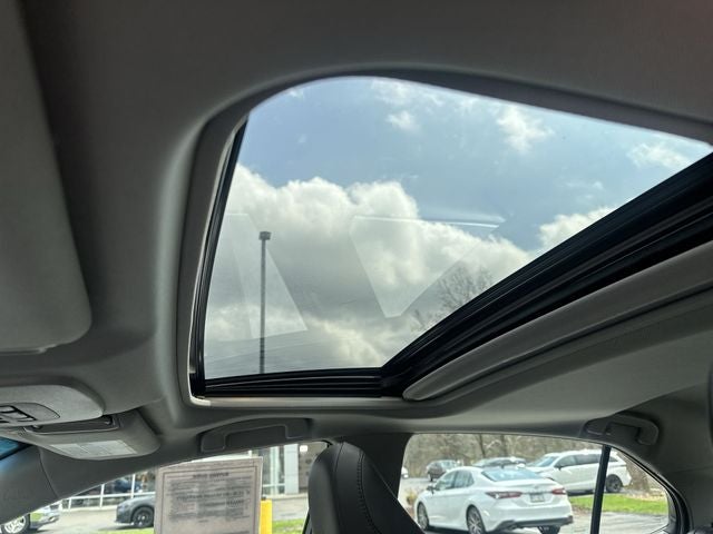 2018 Toyota Camry Hybrid XLE