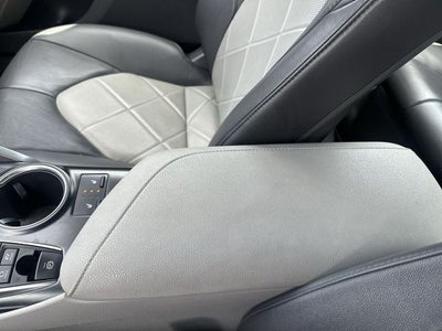 2018 Toyota Camry Hybrid XLE