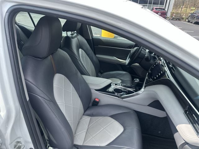 2018 Toyota Camry Hybrid XLE