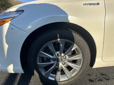 2017 Toyota Camry Hybrid XLE