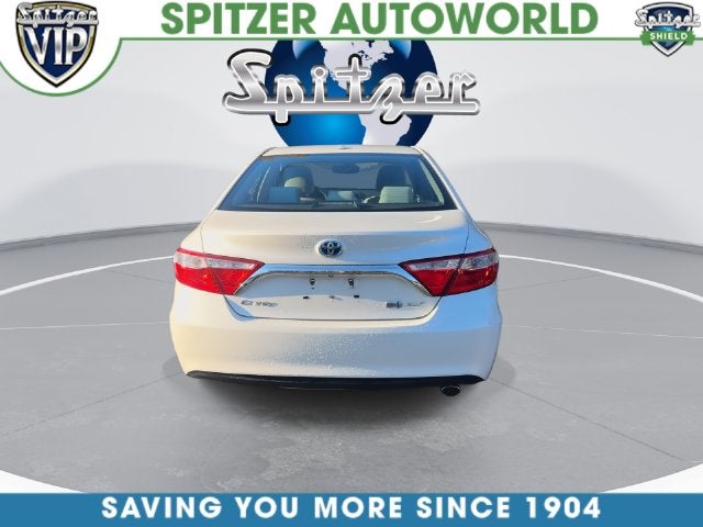 2017 Toyota Camry Hybrid XLE