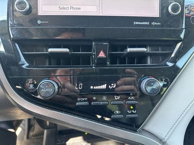 2022 Toyota Camry Hybrid XSE