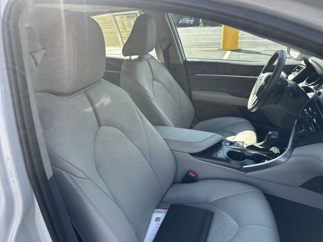 2022 Toyota Camry Hybrid XSE