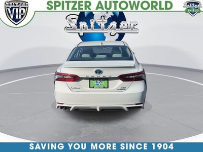 2022 Toyota Camry Hybrid XSE