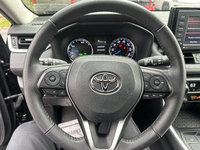 2022 Toyota RAV4 Hybrid XLE Premium