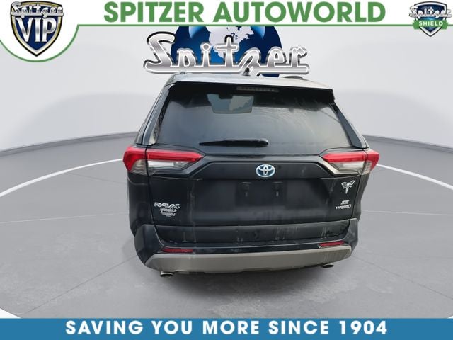 2022 Toyota RAV4 Hybrid SE