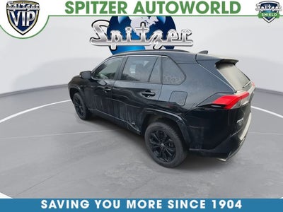 2022 Toyota RAV4 Hybrid SE