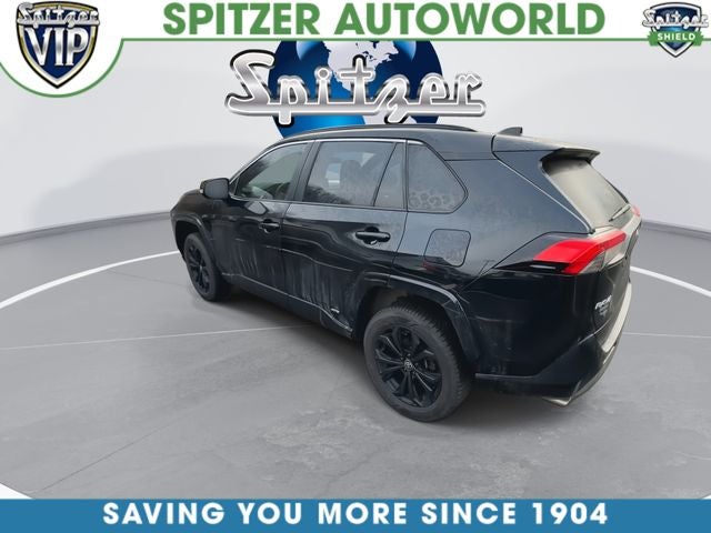 2022 Toyota RAV4 Hybrid SE