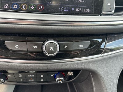 2022 Buick Enclave Essence