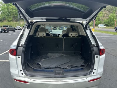 2022 Buick Enclave Essence