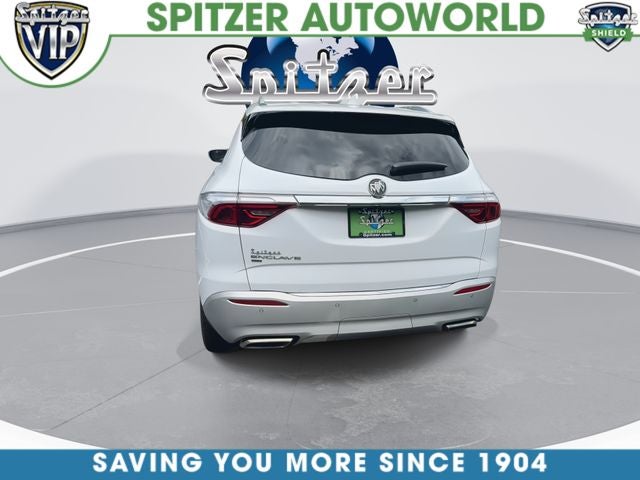 2022 Buick Enclave Essence
