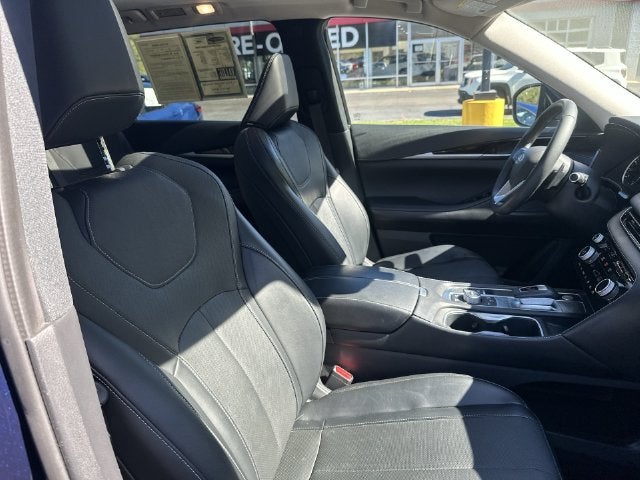 2023 INFINITI QX60 PURE