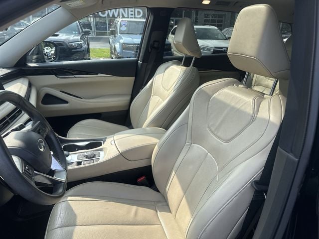 2023 INFINITI QX60 PURE