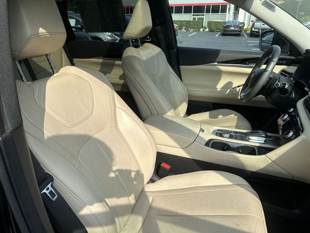 2023 INFINITI QX60 PURE