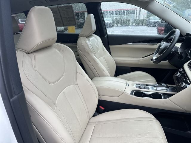 2023 INFINITI QX60 PURE