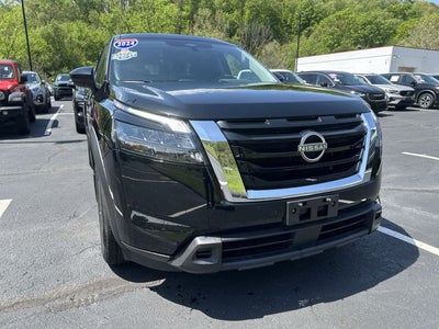 2024 Nissan Pathfinder S