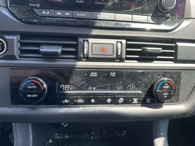 2024 Nissan Pathfinder S