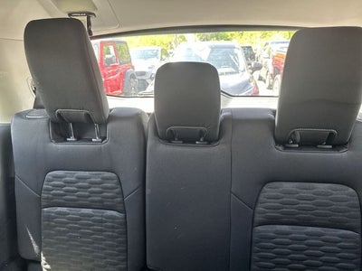 2024 Nissan Pathfinder S