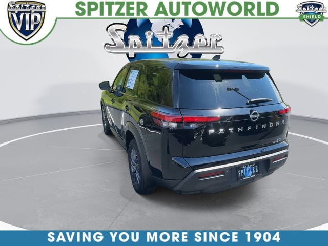 2024 Nissan Pathfinder S