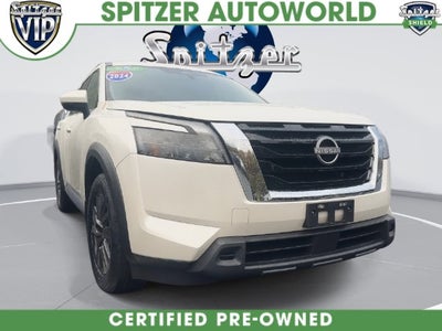 2024 Nissan Pathfinder SV