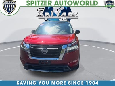2024 Nissan Pathfinder SL