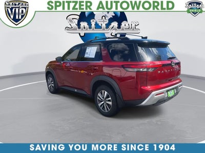 2024 Nissan Pathfinder SL