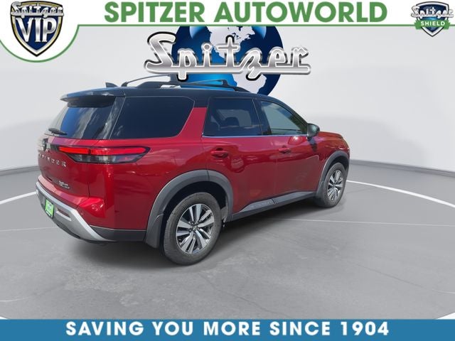 2024 Nissan Pathfinder SL