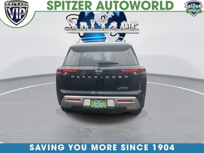 2023 Nissan Pathfinder SL