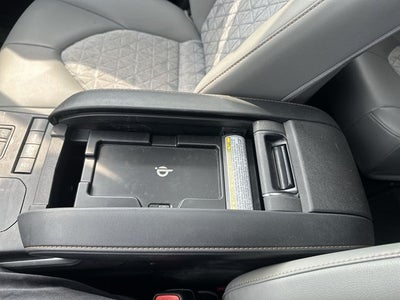 2022 Toyota Highlander Hybrid Bronze Edition