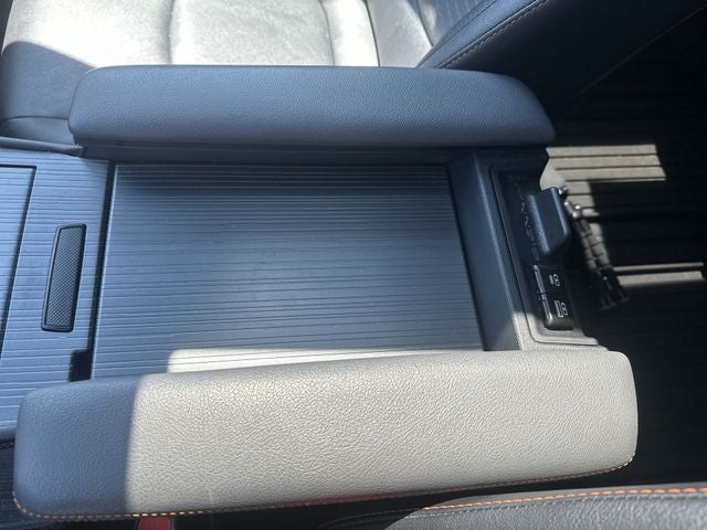 2023 Toyota Sienna XSE 7 Passenger