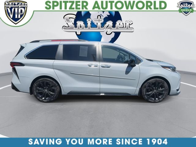 2023 Toyota Sienna XSE 7 Passenger