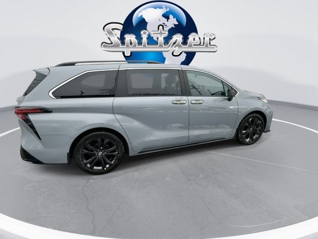 2023 Toyota Sienna XSE 7 Passenger