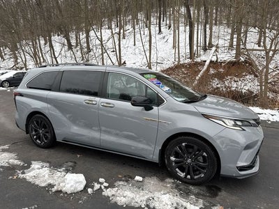 2023 Toyota Sienna XSE 7 Passenger