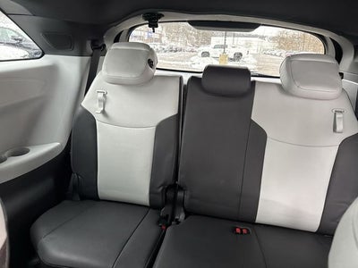 2023 Toyota Sienna XSE 7 Passenger