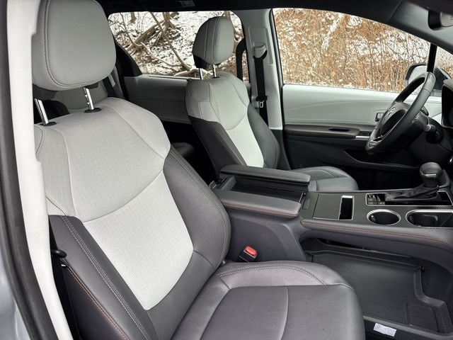 2023 Toyota Sienna XSE 7 Passenger
