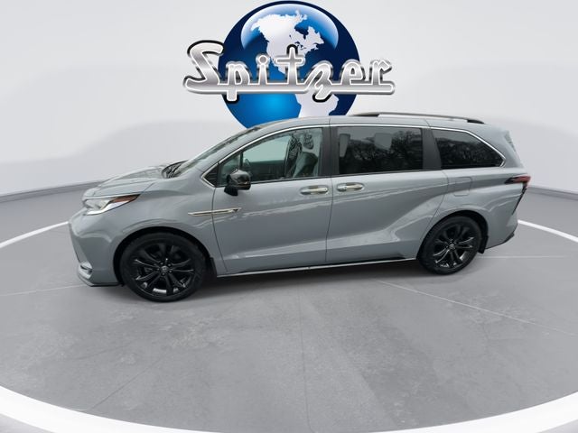 2023 Toyota Sienna XSE 7 Passenger