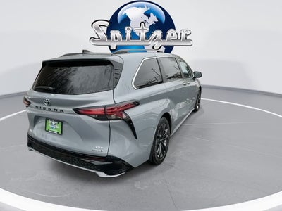 2023 Toyota Sienna XSE 7 Passenger