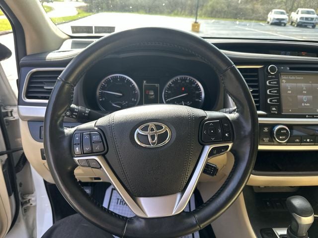 2019 Toyota Highlander Limited Platinum