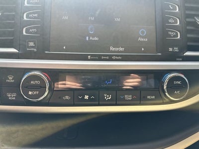 2019 Toyota Highlander Limited Platinum