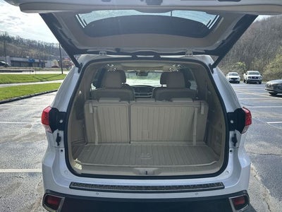 2019 Toyota Highlander Limited Platinum