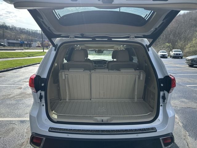 2019 Toyota Highlander Limited Platinum