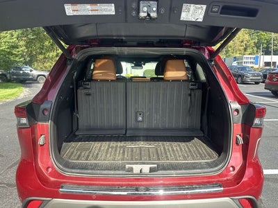 2021 Toyota Highlander Platinum