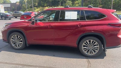 2021 Toyota Highlander Platinum