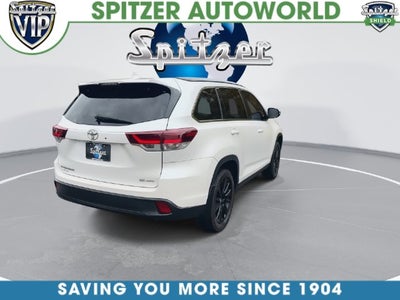 2019 Toyota Highlander SE