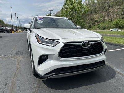 2024 Toyota Highlander Platinum